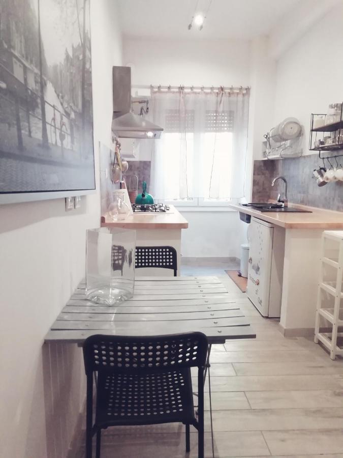 White Apartment Рим Экстерьер фото