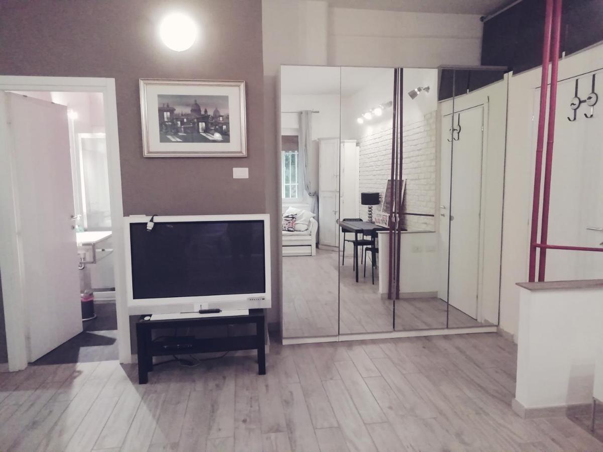 White Apartment Рим Экстерьер фото