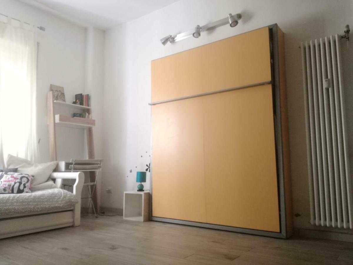 White Apartment Рим Экстерьер фото